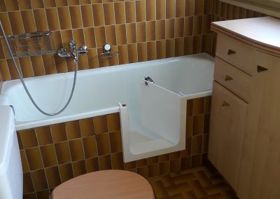 Salle de bain adaptée pour personne âgée